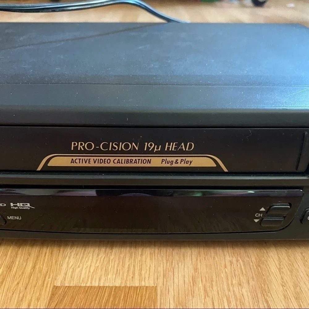 JVC HR-J443U Pro-cision 19u Head VCR Shuttle NO REMOTE Only Power Cord
